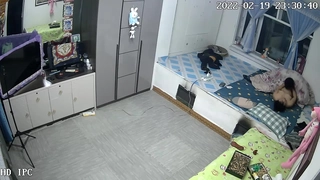 欧美日韩人妻激情-第一次与男友以外的男人在行使中车震!