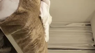 娇妻 雪白 呻吟-美女学生妹子是男友的乖母狗，戴着狗炼项圈乖乖让男友无套抽插~