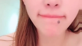 日韩欧美不卡一区二区高清-vavababy 面 試 畢 業 生 被 颻 渴 的 OL約 到 旅 館 脫 下 褲 子 吃 各 種 姿 勢 狂 抽 猛 送 全 部 射 嘴 巴 吞 淨