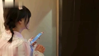 欧美日韩人妻激情-第一次与男友以外的男人在行使中车震!
