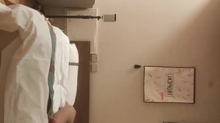 赛琳娜的黄金完整翻译版中文-直播 火辣身材的娜扎【沙滩上的贝壳酱】!