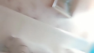 赛琳娜的黄金完整翻译版中文-直播 火辣身材的娜扎【沙滩上的贝壳酱】!
