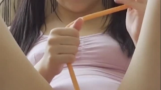 欧美日韩人妻激情-第一次与男友以外的男人在行使中车震!
